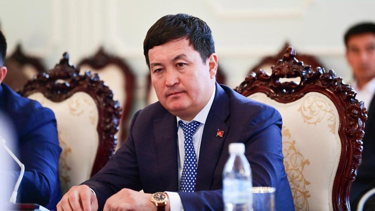 Жусупбек Коргонбай уулу досрочно сложил полномочия депутата Жогорку Кенеша