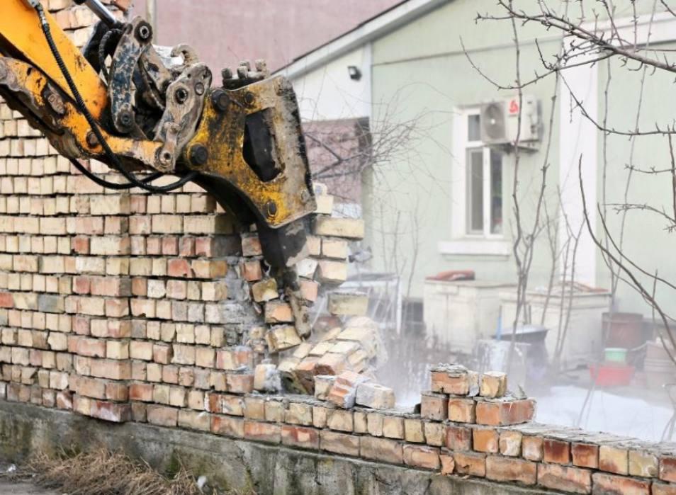 Ошто үйдү буздуруу учурунда 11 жашар кыз жаракат алды