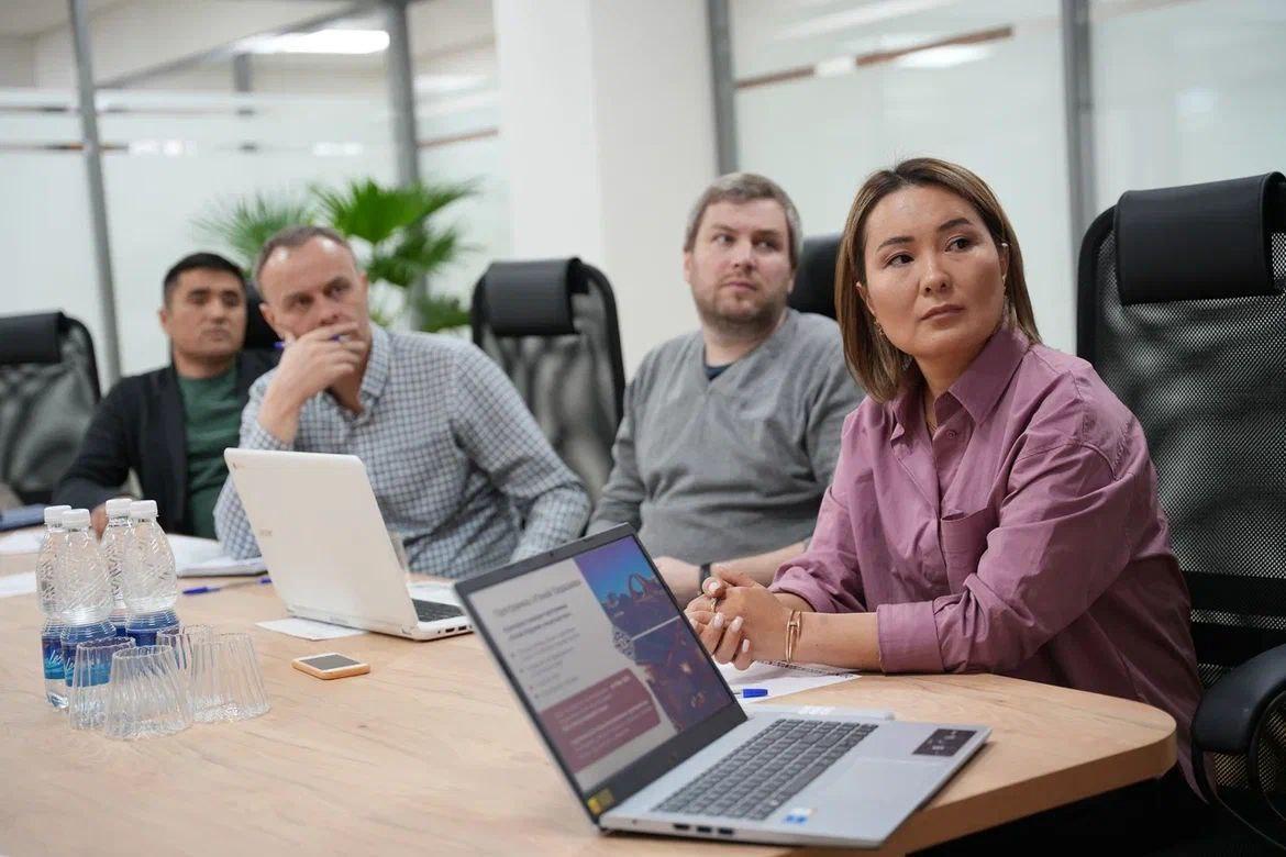 Общественный Фонд &laquo;Евразия. Кыргызстан&raquo; провел день открытых дверей для представителей СМИ. (Фото)