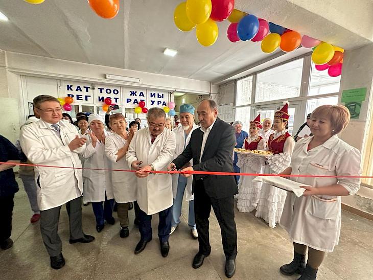 Бишкекте дагы эки мамлекеттик дарыкана ачылды