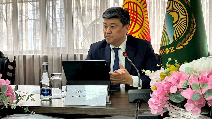 Бакыт Төрөбаев: АЧК долбоору жабылат