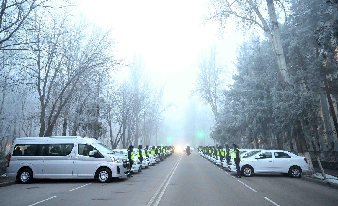 Правительство России передало новые авто МВД КР