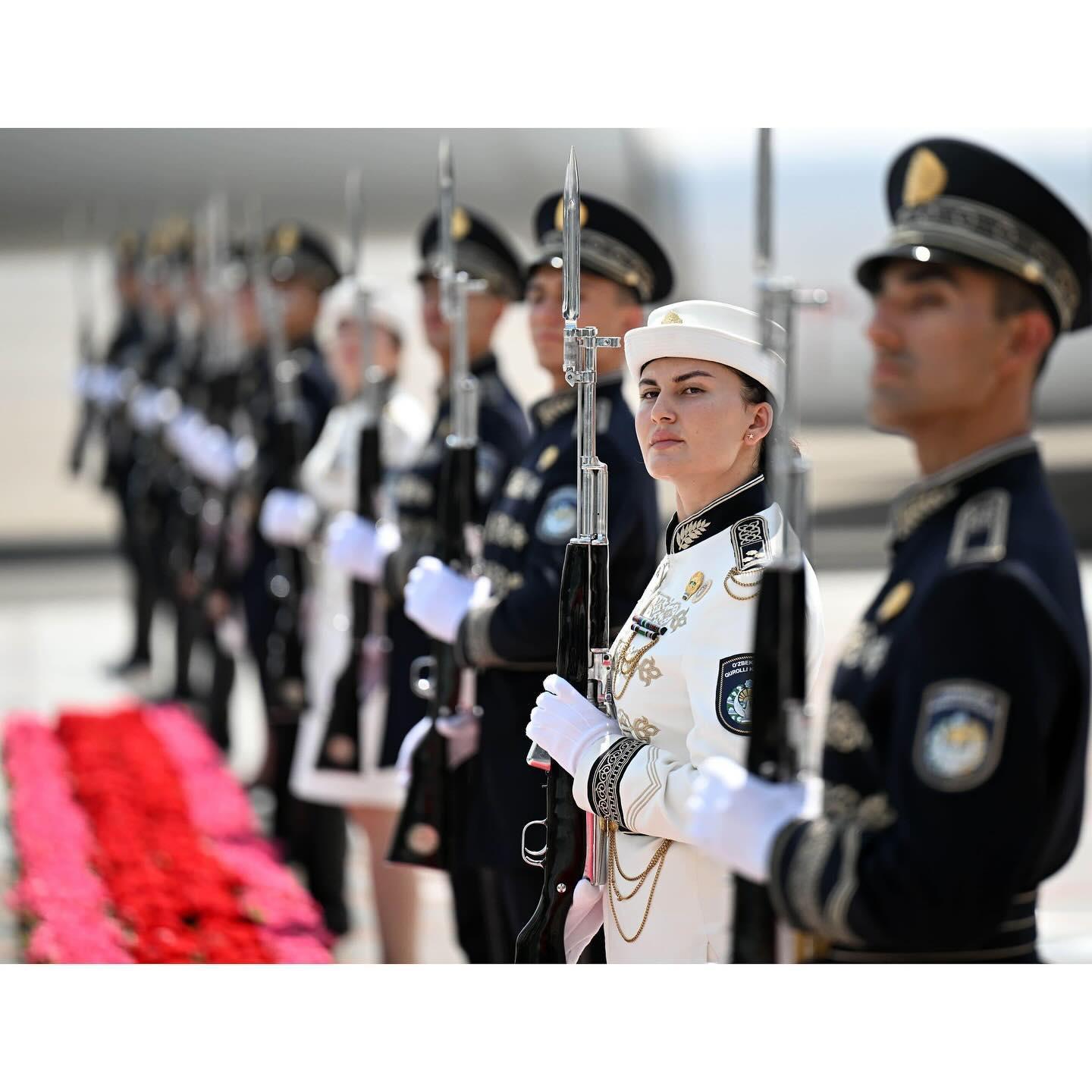 Садыр Жапаров прибыл в Узбекистан с государственным визитом