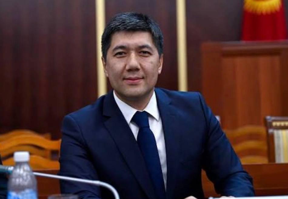 Улуттук банктын мурдагы башчысы Мелис Тургунбаев кармаллы