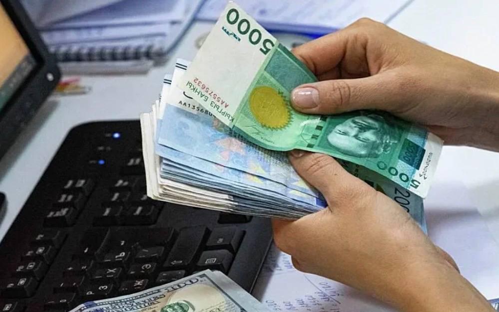 &nbsp;Статком: Кыргызстанда орточо айлык 45 миң сомдон ашты
&nbsp;
&nbsp;