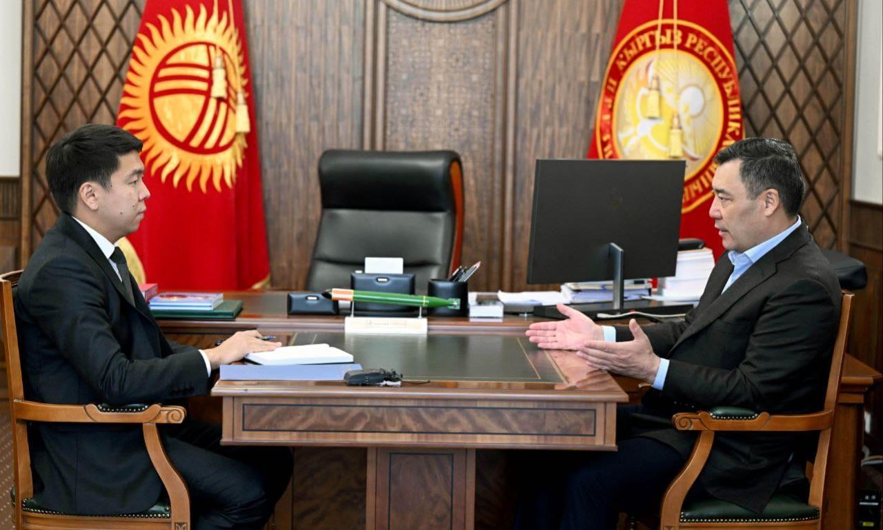 Президент Садыр Жапаров принял Посла Кыргызстана в Беларуси Эрбола Султанбаева
&nbsp;