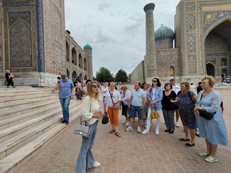 Өзбекстанга сегиз айда 4 млн 300 миң чет өлкөлүк турист келди
