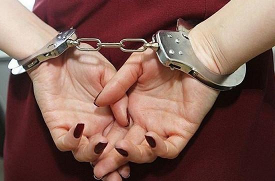 Жашы жете элек кыздарды сокуйлукка мажбурлашкан. Шектүүлөр кармалды