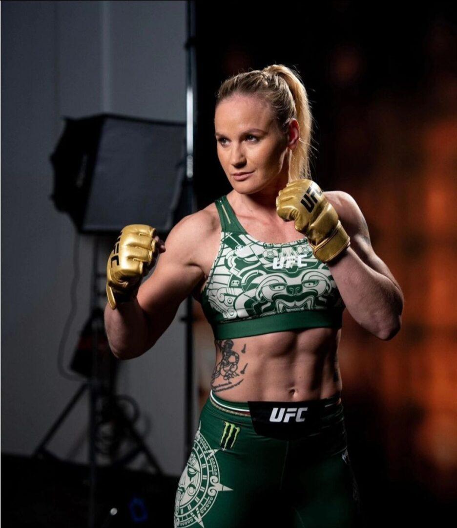 Валентина Шевченко первой в истории UFC собрала 8 рубинов на чемпионском поясе&nbsp;